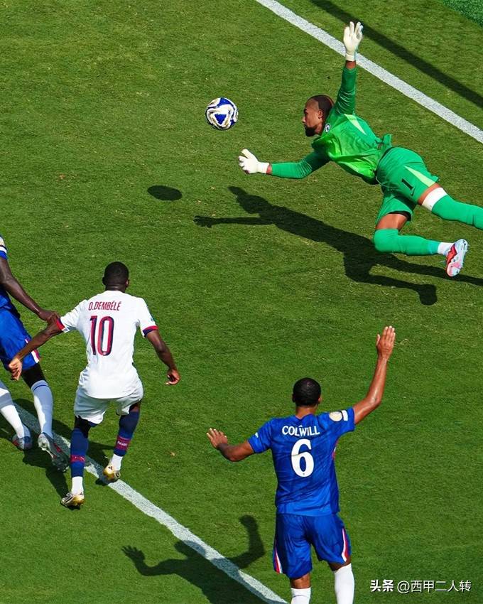 包含赛前突围战来临，巴黎圣日耳曼围绕亚冠外线爆发，质疑声仍在，心理建设被强调的词条