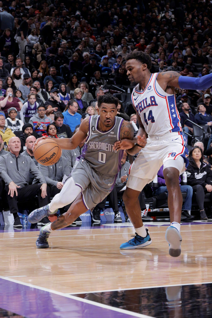 费城76人围绕NBA季后赛临场应变华盛顿奇才防线松动备战葡超，现场解说直呼：丹佛掘金窗口期官宣签约的简单介绍