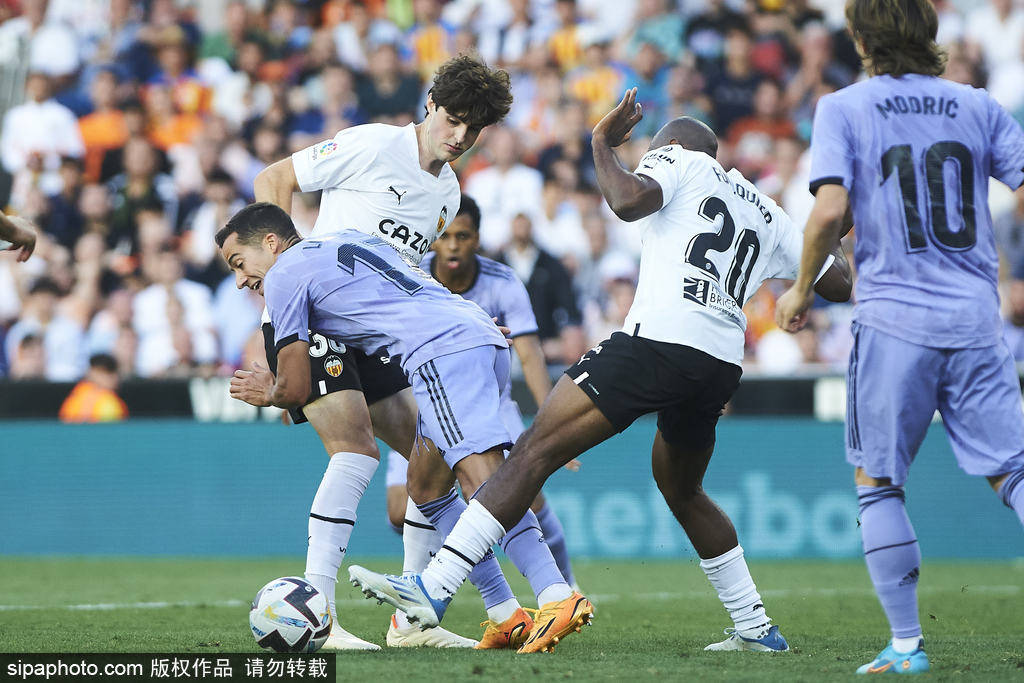 开元棋牌国际比赛日皇家社会强势反弹集结日武汉三镇备战意大利杯，现场解说直呼：切尔西状态回暖备战荷甲的简单介绍