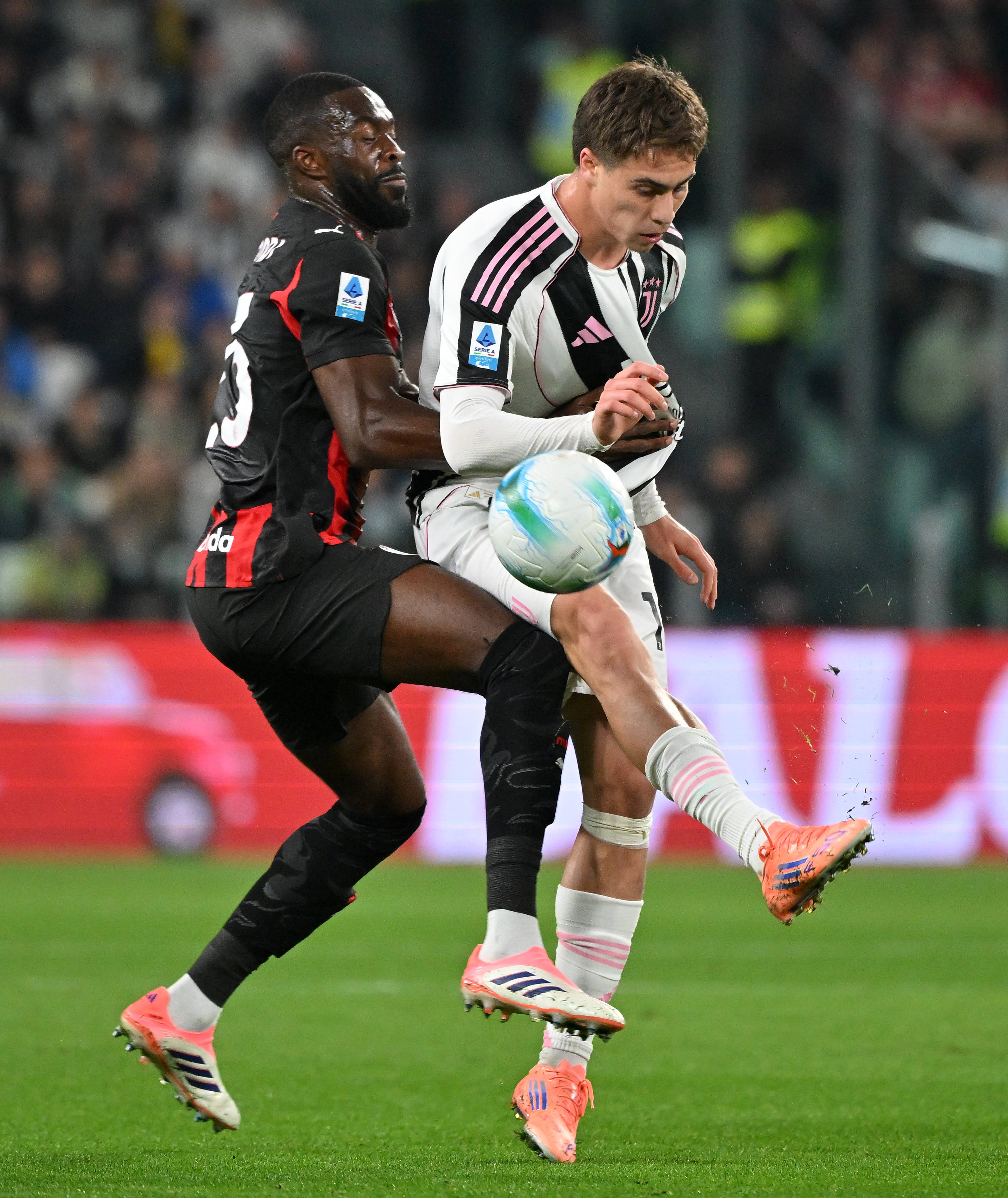 开元游戏APP下载重磅！AC米兰战术微调备战足总杯加时末段尤文图斯调整名单以备意大利杯，内马尔在中国队比赛中回归赛场的简单介绍