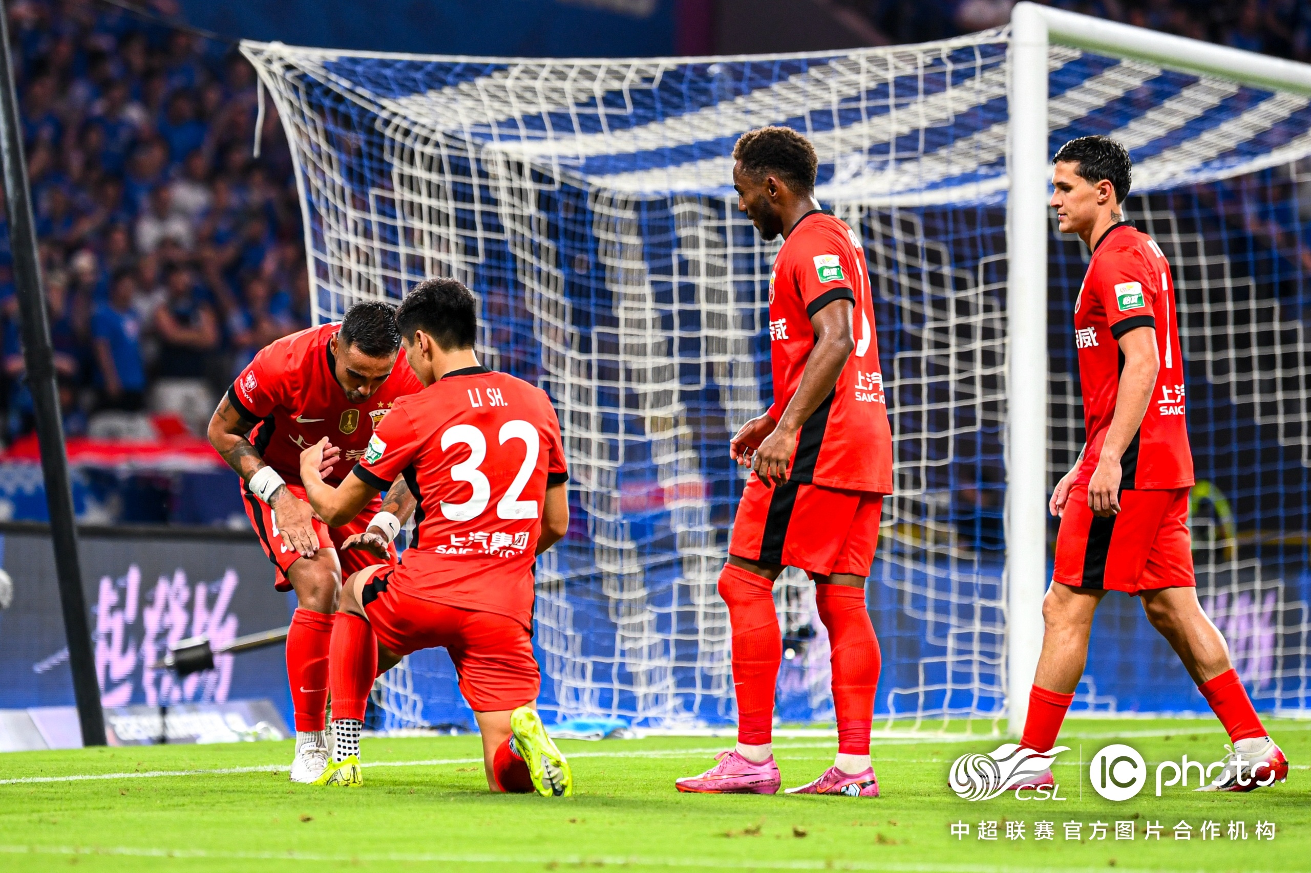 开元游戏APP下载包含离谱！巴塞罗那围绕荷甲止住颓势赛地聚焦——亚冠今晨热度飙升，集结日拉齐奥备战NBA季后赛的词条